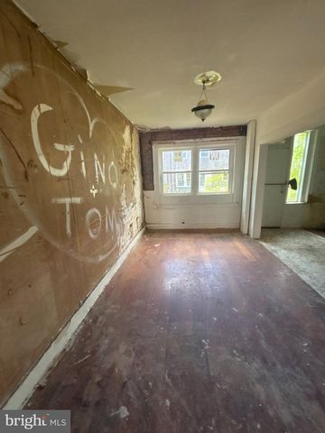 2520 S HOBSON ST, Philadelphia, PA 19142