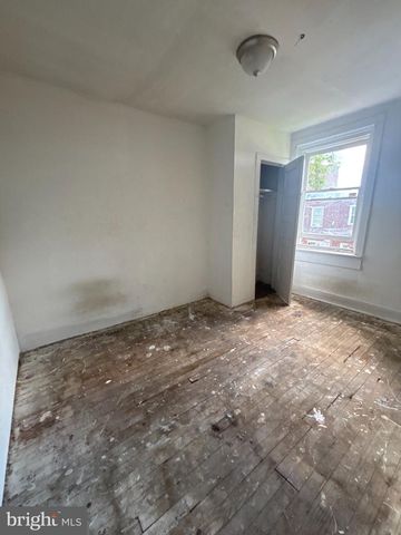 2520 S HOBSON ST, Philadelphia, PA 19142