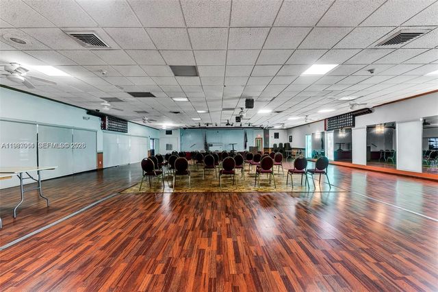 4270 NW 40th Street 201, Lauderdale Lakes, FL 33319