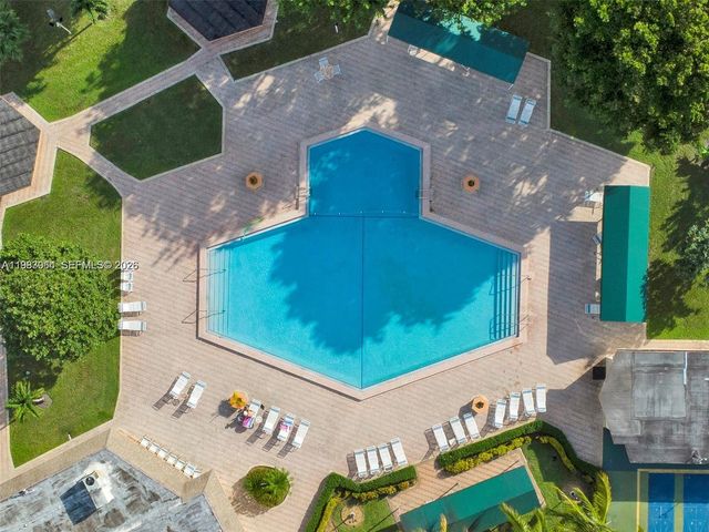 4270 NW 40th Street 201, Lauderdale Lakes, FL 33319
