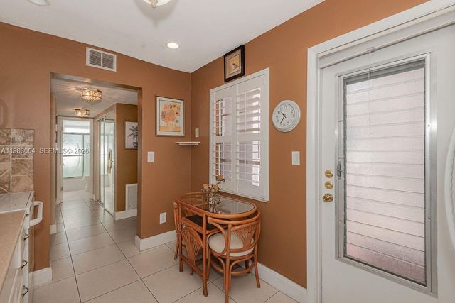 4270 NW 40th Street 201, Lauderdale Lakes, FL 33319