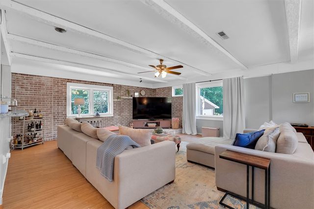 1815 Old Pearman Dairy Road, Anderson, SC 29625