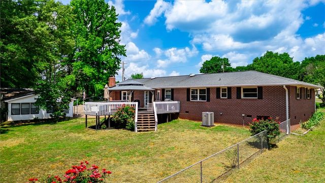 1815 Old Pearman Dairy Road, Anderson, SC 29625
