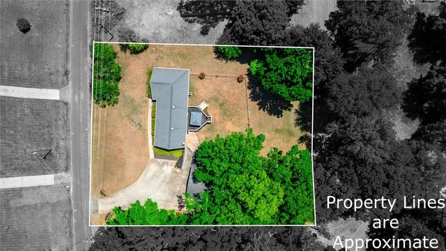 1815 Old Pearman Dairy Road, Anderson, SC 29625