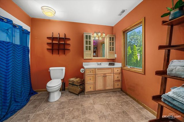 7N035 Smith Street, South Elgin, IL 60177
