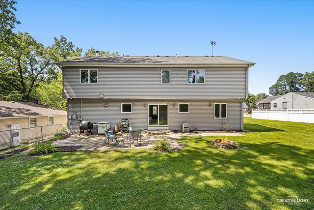 7N035 Smith Street, South Elgin, IL 60177
