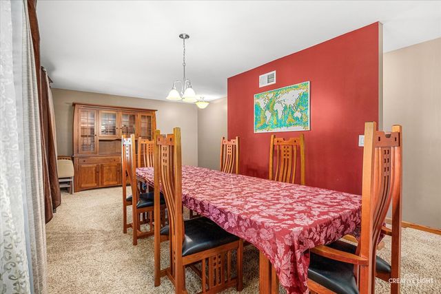 7N035 Smith Street, South Elgin, IL 60177