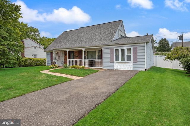 13 GALLERY LN, Willingboro, NJ 08046