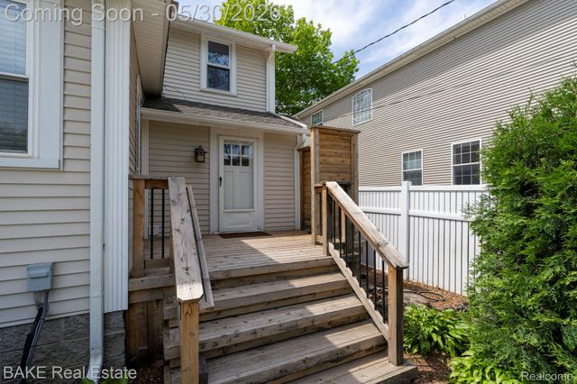 610 Blunk Street, Plymouth, MI 48170
