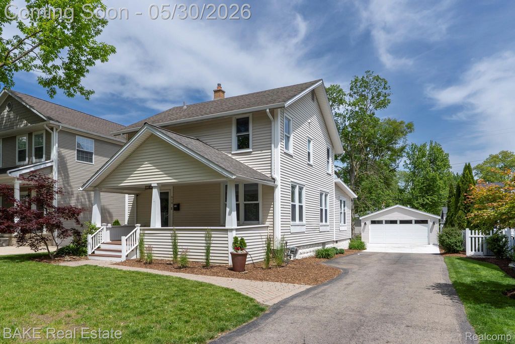 610 Blunk Street, Plymouth, MI 48170