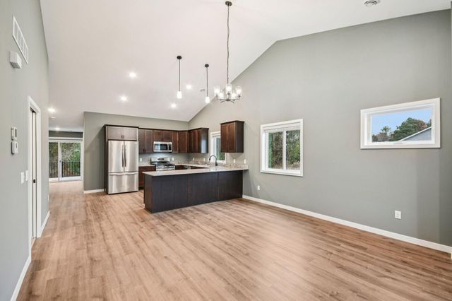 917 Gable Street, Taylors Falls, MN 55084