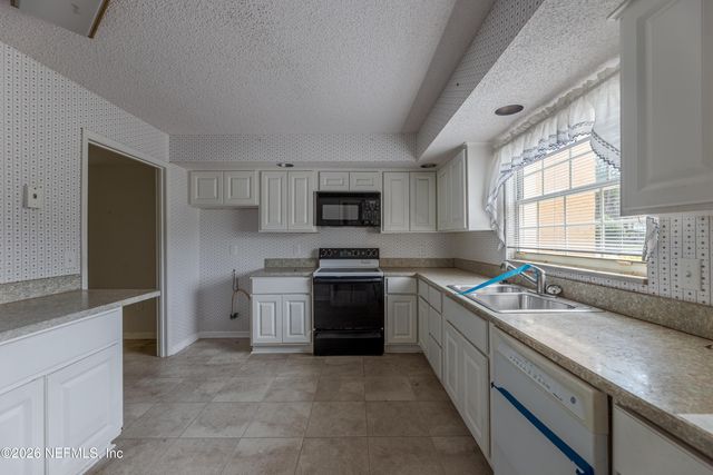 415 ABINGDON Place 88, Jacksonville, FL 32225