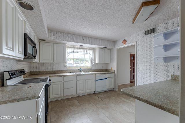 415 ABINGDON Place 88, Jacksonville, FL 32225