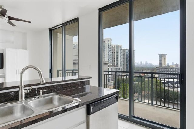 3040 Peachtree NW Road 805, Atlanta, GA 30305