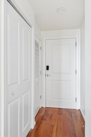 3040 Peachtree NW Road 805, Atlanta, GA 30305