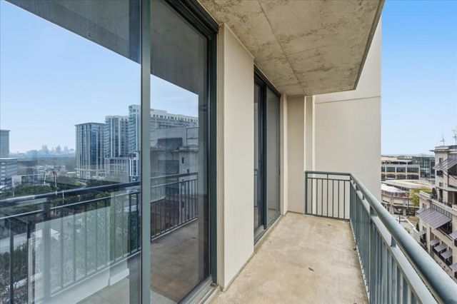 3040 Peachtree NW Road 805, Atlanta, GA 30305