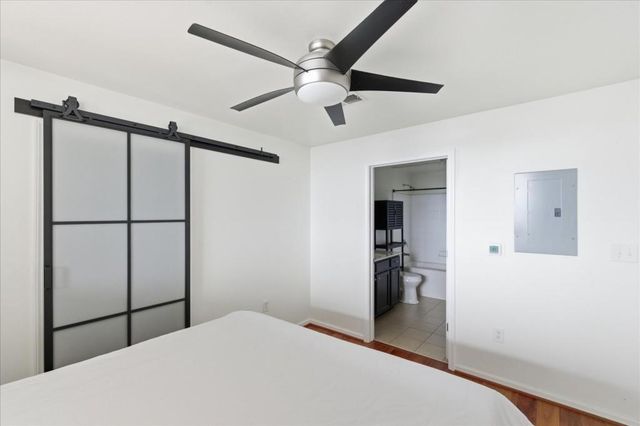 3040 Peachtree NW Road 805, Atlanta, GA 30305