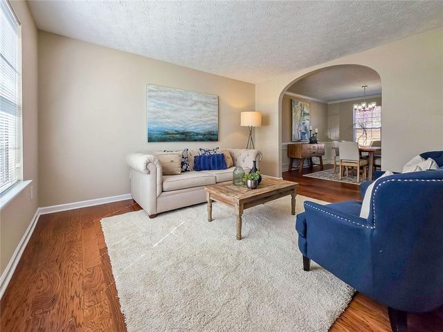 1010 Hidden Pond Lane, Roswell, GA 30075