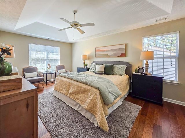 1010 Hidden Pond Lane, Roswell, GA 30075