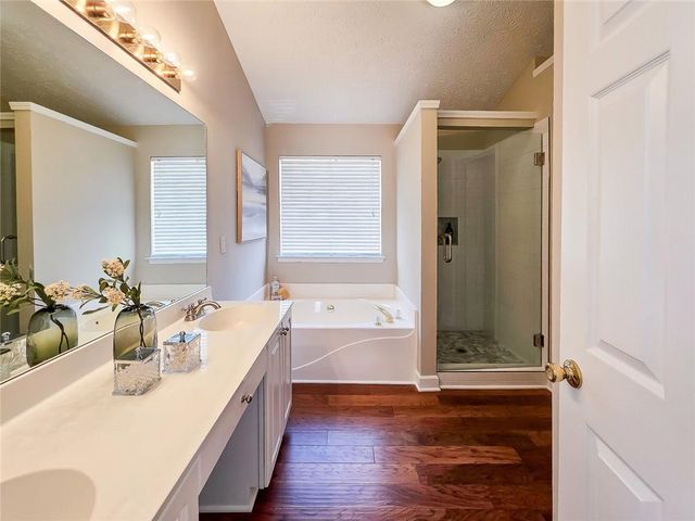 1010 Hidden Pond Lane, Roswell, GA 30075