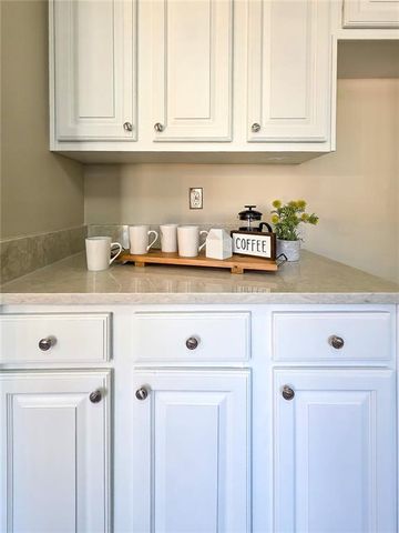 1010 Hidden Pond Lane, Roswell, GA 30075