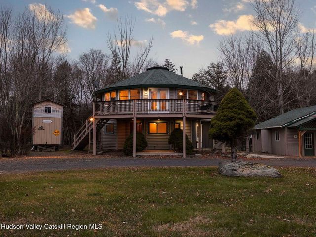 215 Siam Road, Windham, NY 12496