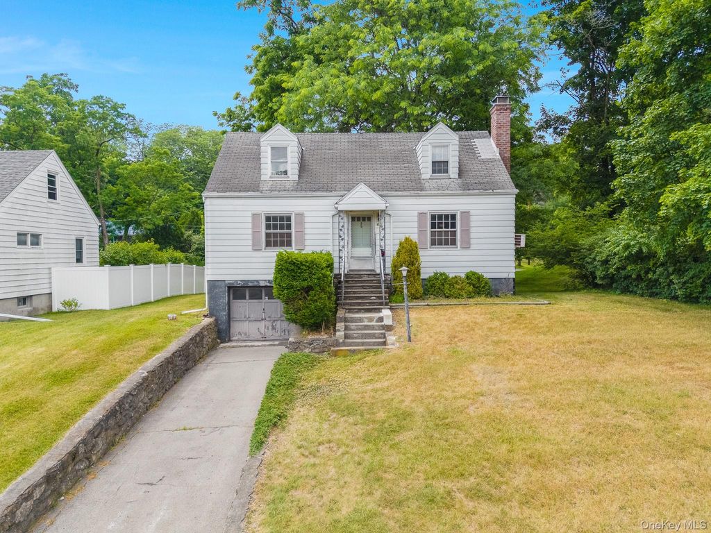 122 Wilbur Boulevard, Poughkeepsie, NY 12603