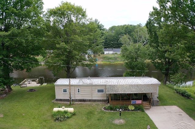 2319 Tittabawassee Avenue, Bourret Twp, MI 48610