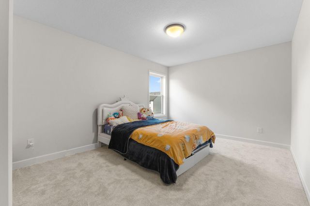 17940 Headwaters Drive, Lakeville, MN 55044