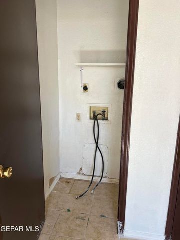 861 BARANDAL Drive 2, El Paso, TX 79907