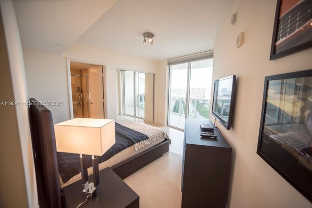 17201 Collins Ave 2104, Sunny Isles Beach, FL 33160