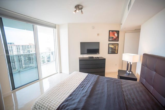 17201 Collins Ave 2104, Sunny Isles Beach, FL 33160