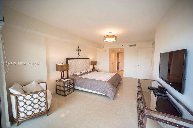 17201 Collins Ave 2104, Sunny Isles Beach, FL 33160