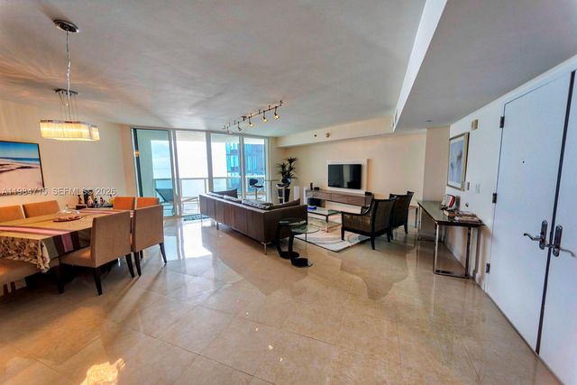 17201 Collins Ave 2104, Sunny Isles Beach, FL 33160