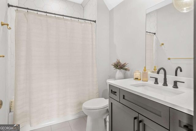 11292 Serenbe Lane, Chattahoochee Hills, GA 30268