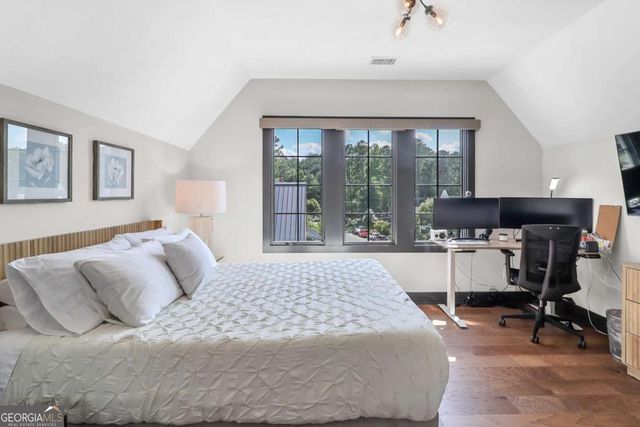 11292 Serenbe Lane, Chattahoochee Hills, GA 30268