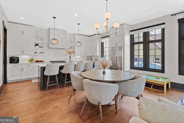 11292 Serenbe Lane, Chattahoochee Hills, GA 30268