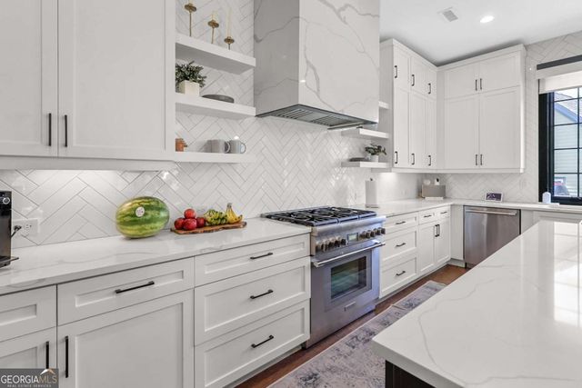 11292 Serenbe Lane, Chattahoochee Hills, GA 30268