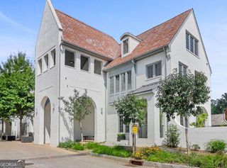 11292 Serenbe Lane, Chattahoochee Hills, GA 30268