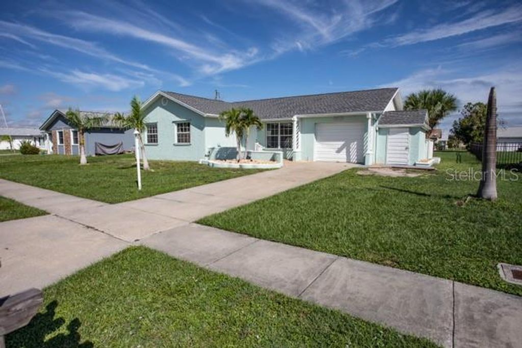 13272 EBONY AVENUE, Port Charlotte, FL 33981