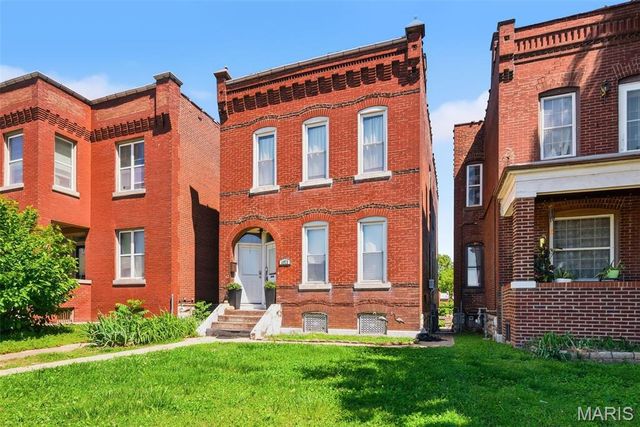 4973 Arsenal Street, St Louis, MO 63139