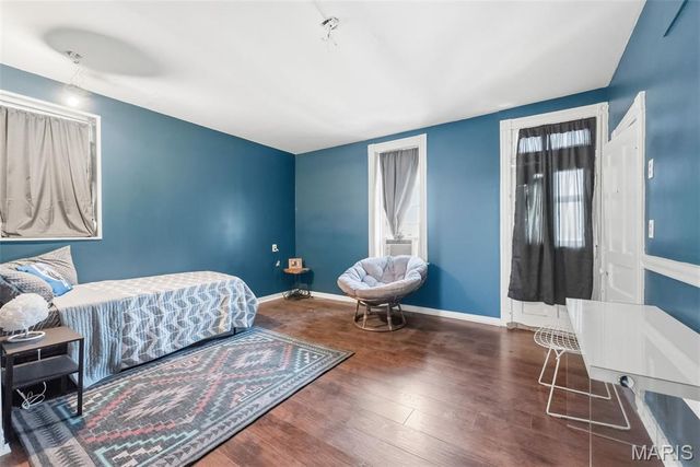 4973 Arsenal Street, St Louis, MO 63139