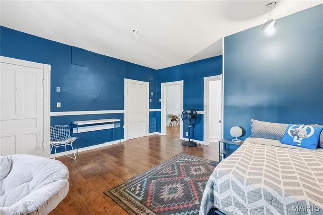 4973 Arsenal Street, St Louis, MO 63139