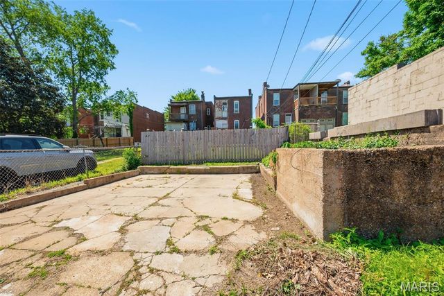 4973 Arsenal Street, St Louis, MO 63139