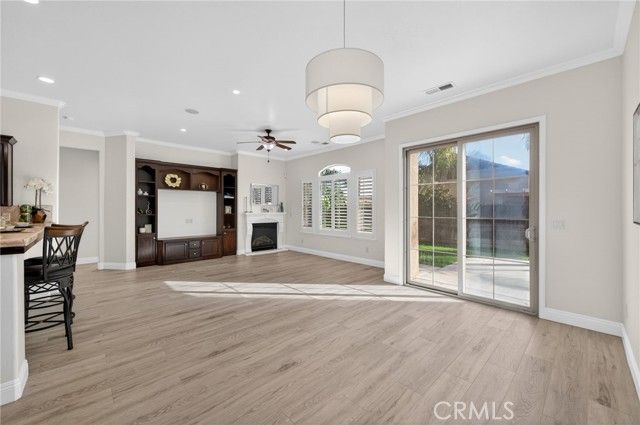 1563 E Via Mirasol, Fresno, CA 93730