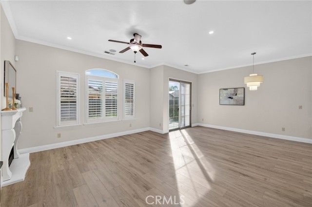 1563 E Via Mirasol, Fresno, CA 93730