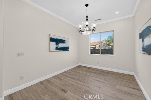 1563 E Via Mirasol, Fresno, CA 93730