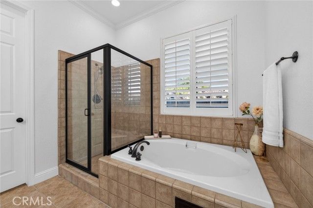 1563 E Via Mirasol, Fresno, CA 93730