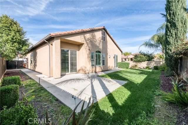 1563 E Via Mirasol, Fresno, CA 93730