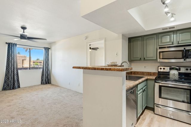 3601 W TIERRA BUENA Lane 241, Phoenix, AZ 85053
